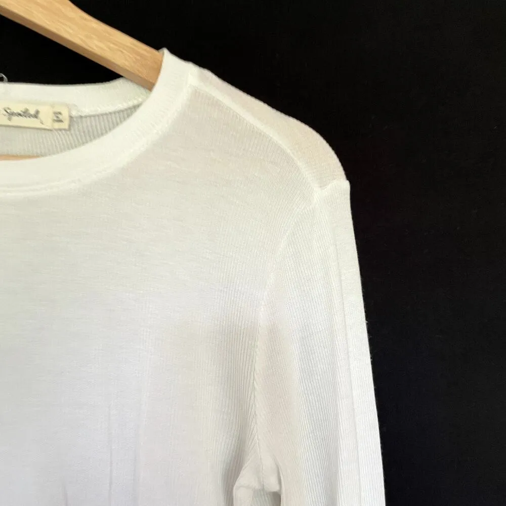 Live to be spoiled white rayon ribbed long sleeved cropped shirt women's size L - Image 2