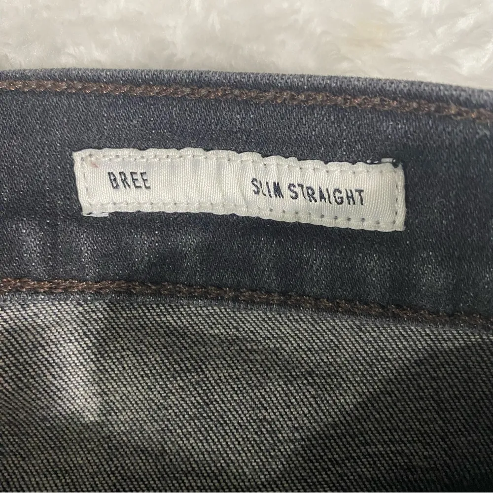 Black Straight Leg Jeans Sleek Modern Design - Image 5