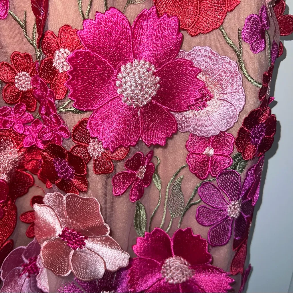 HELSI 3D Floral Embroidered Mini Dress NWT Size XS Pink - Image 7