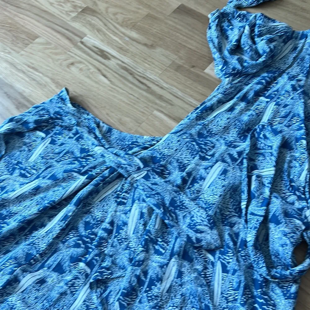 Reformation palm tree surf board print one shoulder asymmetric wrap dress - Image 8