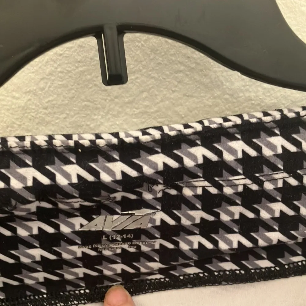 Avia hounds tooth leggings large - Image 4