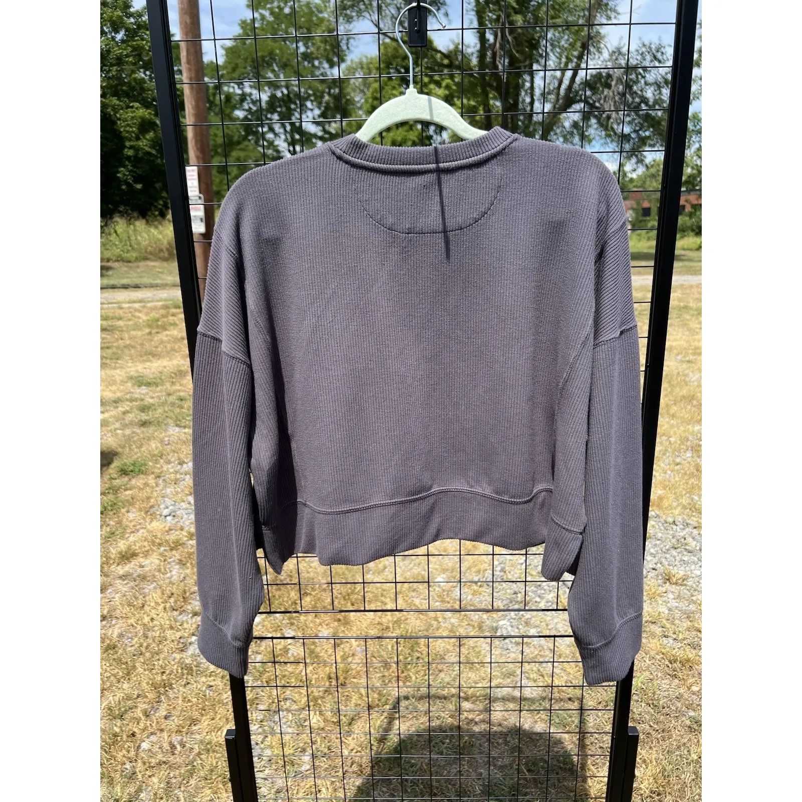 90 Degree By Reflex Cropped Ribbed Crewneck Dark Grey Size Large Women's Gray - Image 2