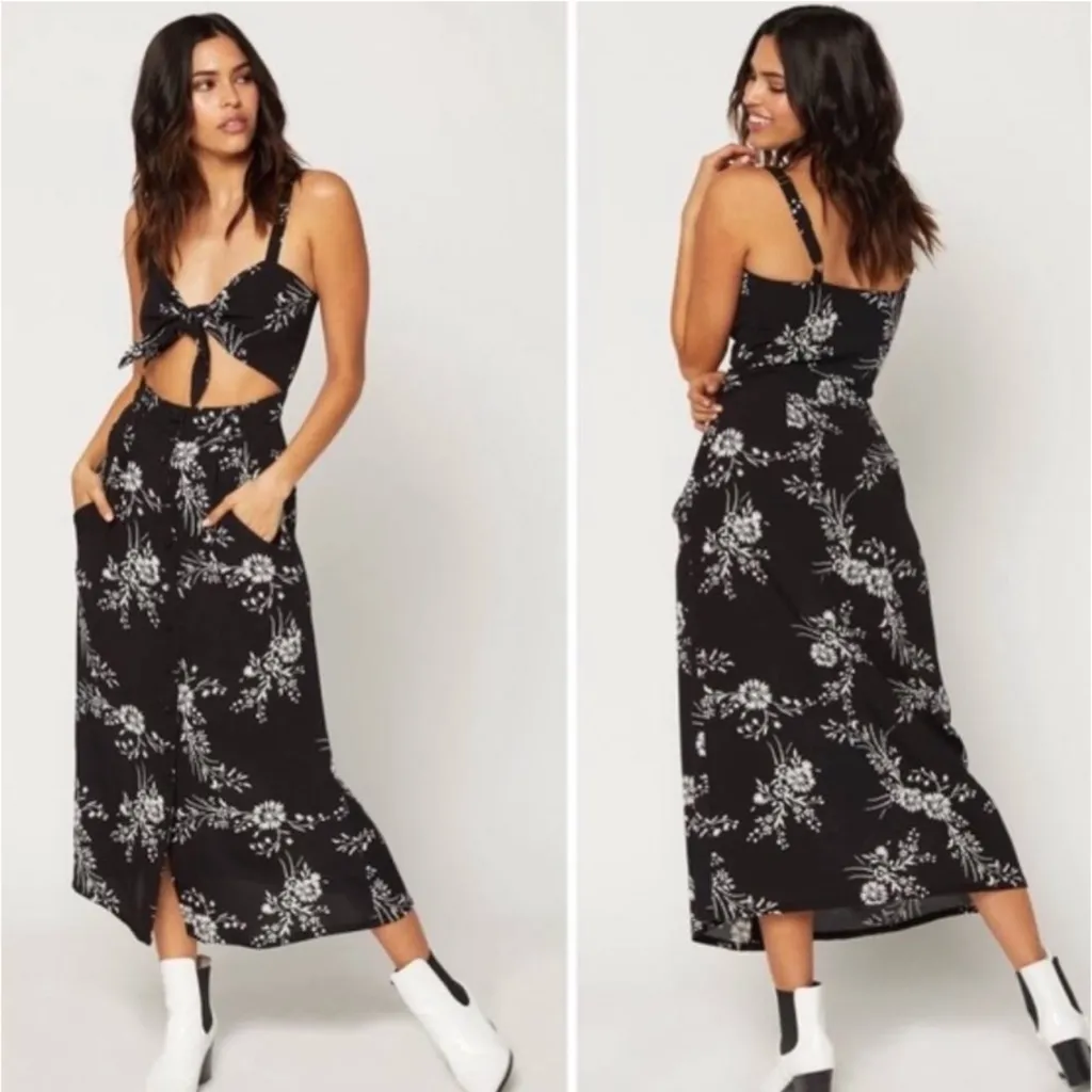 NWT missing button Flynn Skye Lindsey cut out midi dress sz XS - Image 3