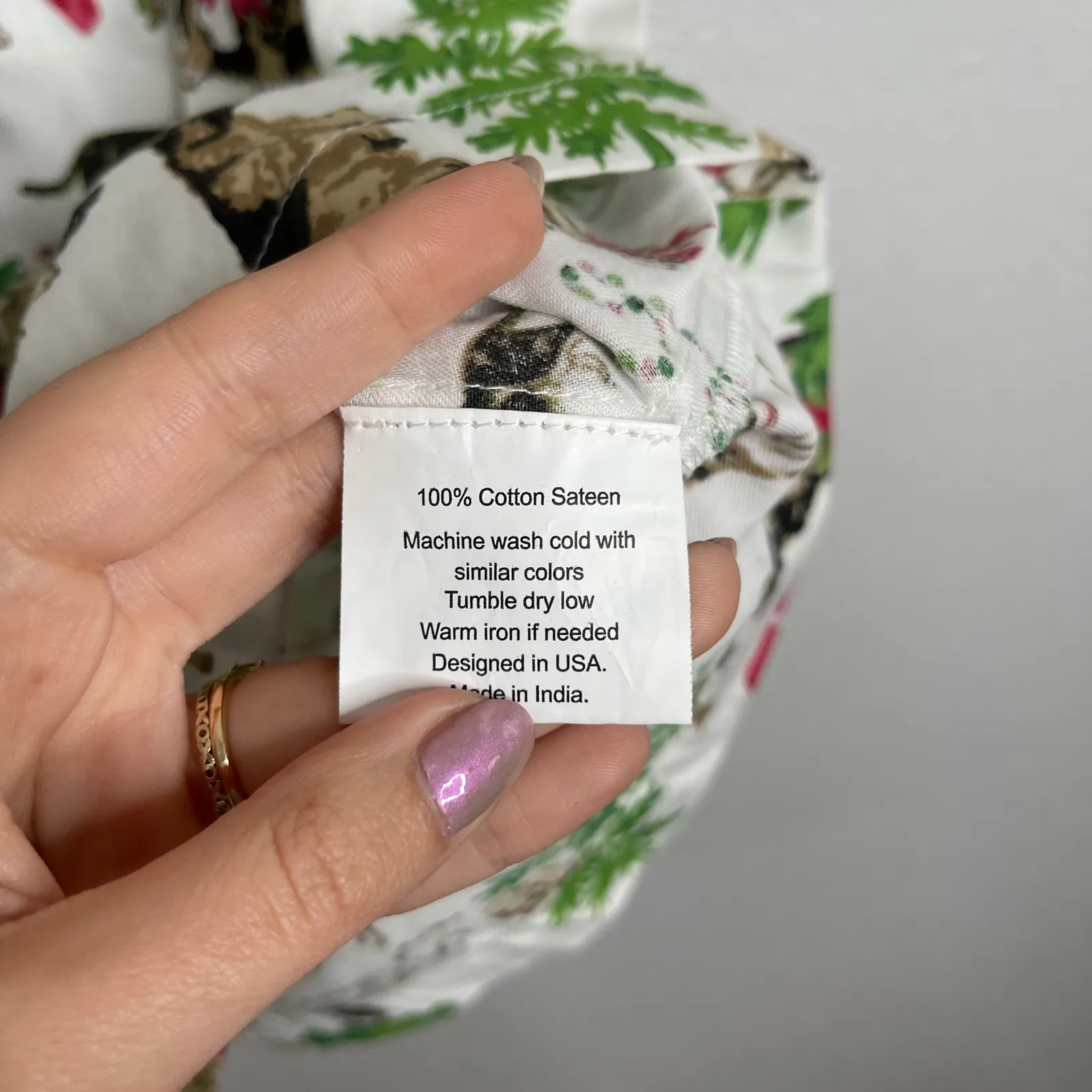 Jayes Studio Danica Herrick Womens Pajama Top L Christmas Dogs PJs Sleepwear White Size undefined - Image 3