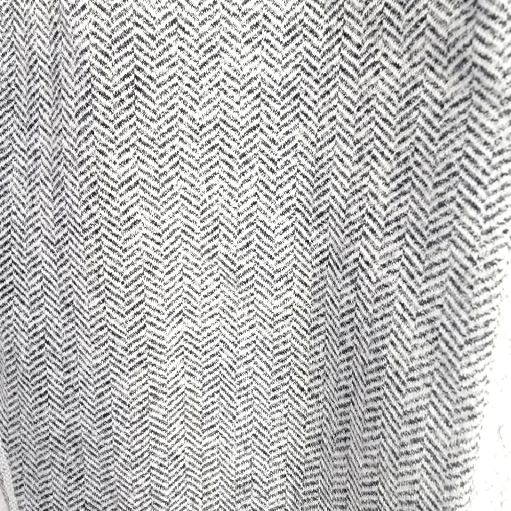 Lululemon Herringbone Light Gray Cropped Leggings Sz 4 Rare Pattern - Image 8