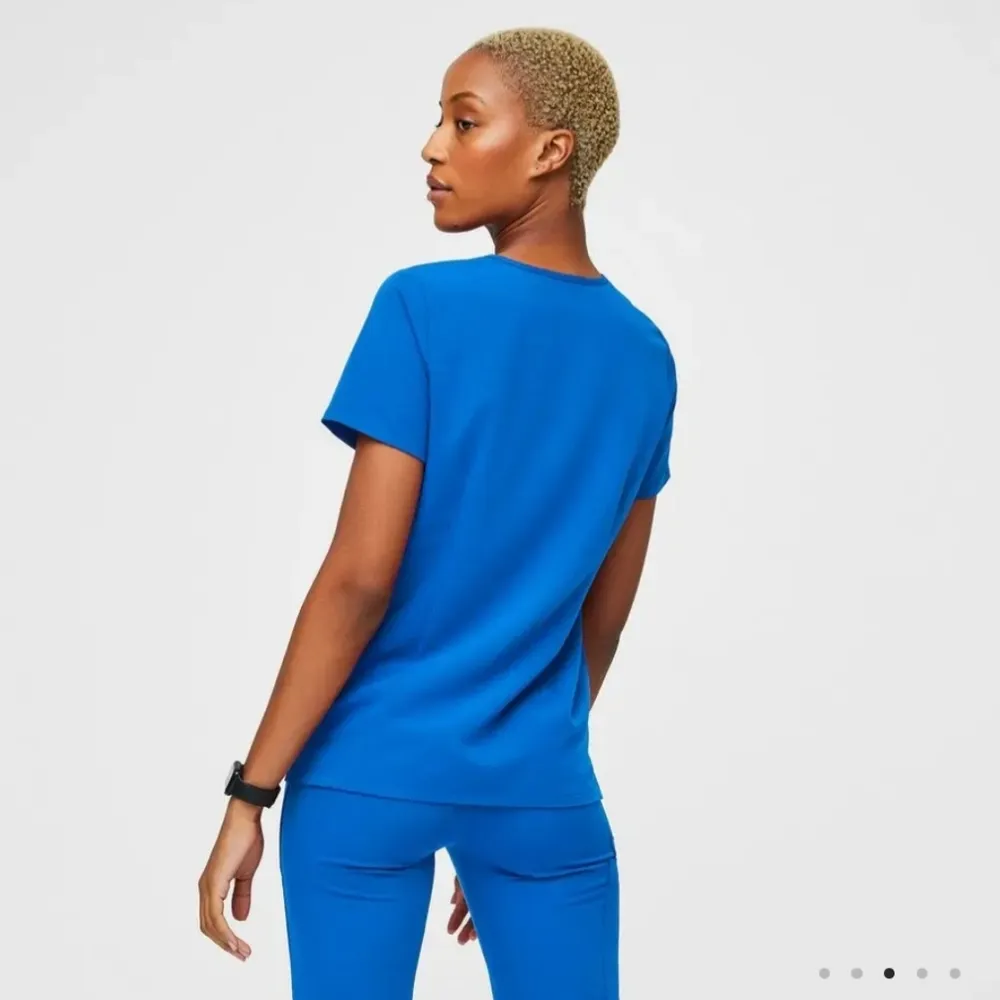 Figs technical collection royal blue scrub top Size XXL - Image 3