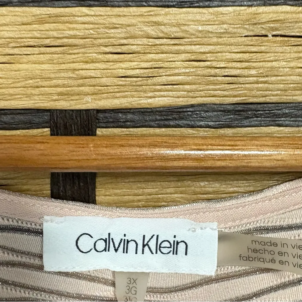 Calvin Klein Pink And Silver‎ Shimmer Asymmetrical Hem Top Size 3X - Image 6