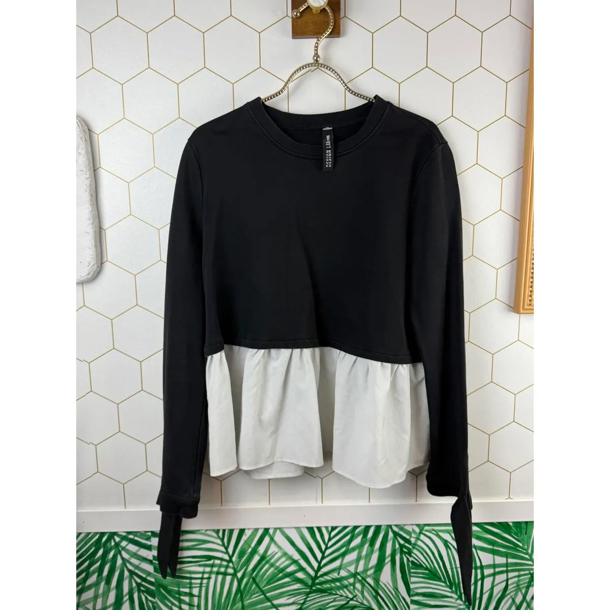 Lord & Taylor Design Lab Black and White Top with Peplum Detail - Image 5