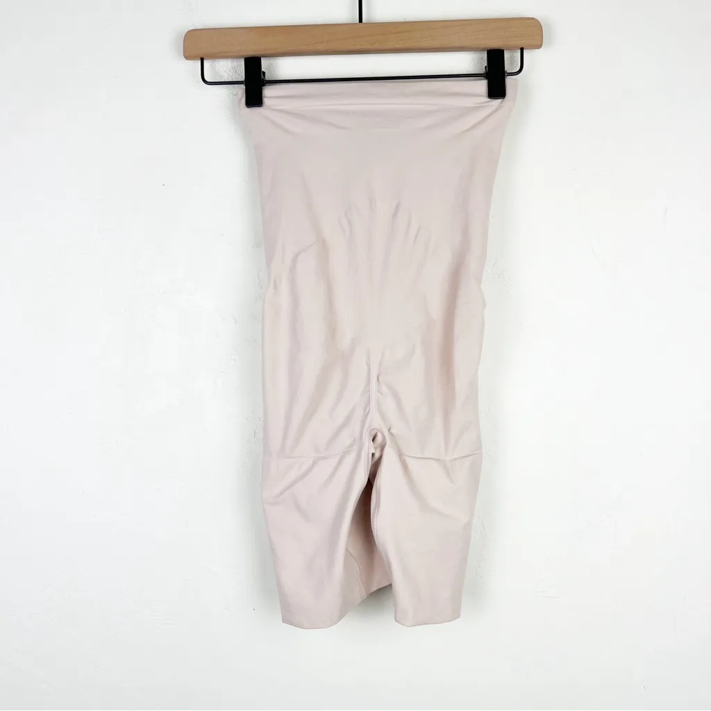 SPANX Seamless Power SPANXsculpt High Waisted Mid-Thigh Short in Nude - Image 9