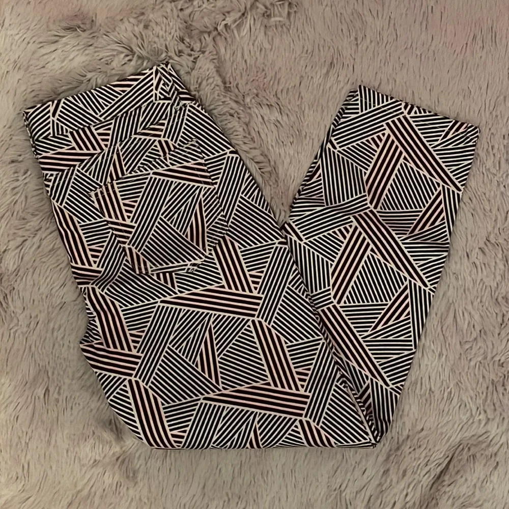 Theory Rochely Cropped Pants - Image 2