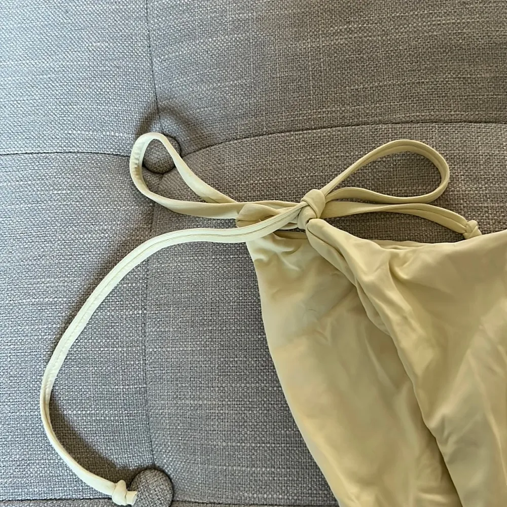 NWT Dippin Daisys Yellow Tie Up Bikini Bottoms Size XS - Image 2