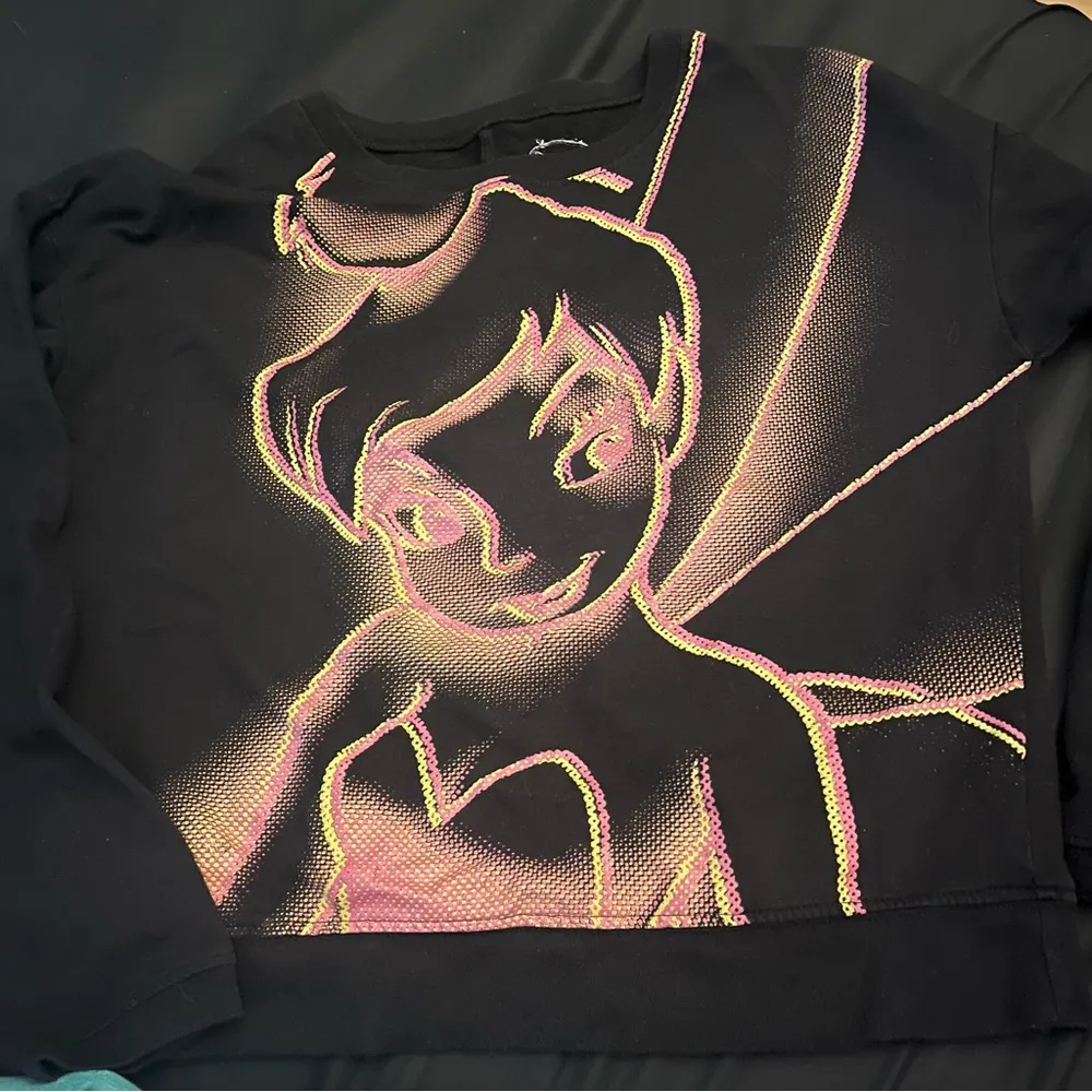 Tinkerbell Sweater crew neck long sleeve juniors size Medium - Image 4