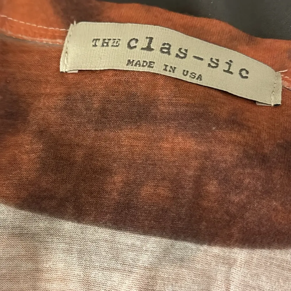 Smiley Face Tee Shirt Size L - Image 3