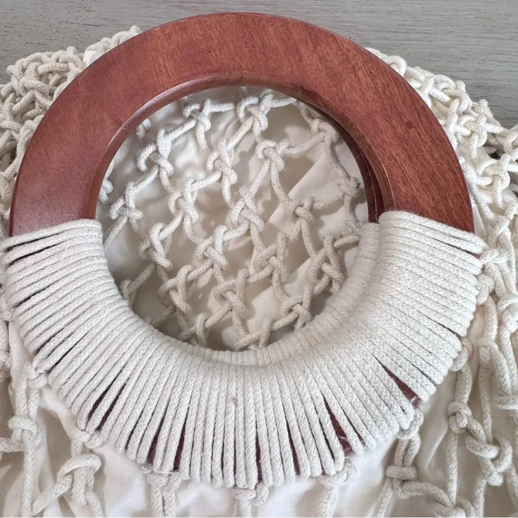 Anthropologie Shiraleah Macrame Handbag Fringe Tassel Beachy Coastal Wood Handle - Image 8