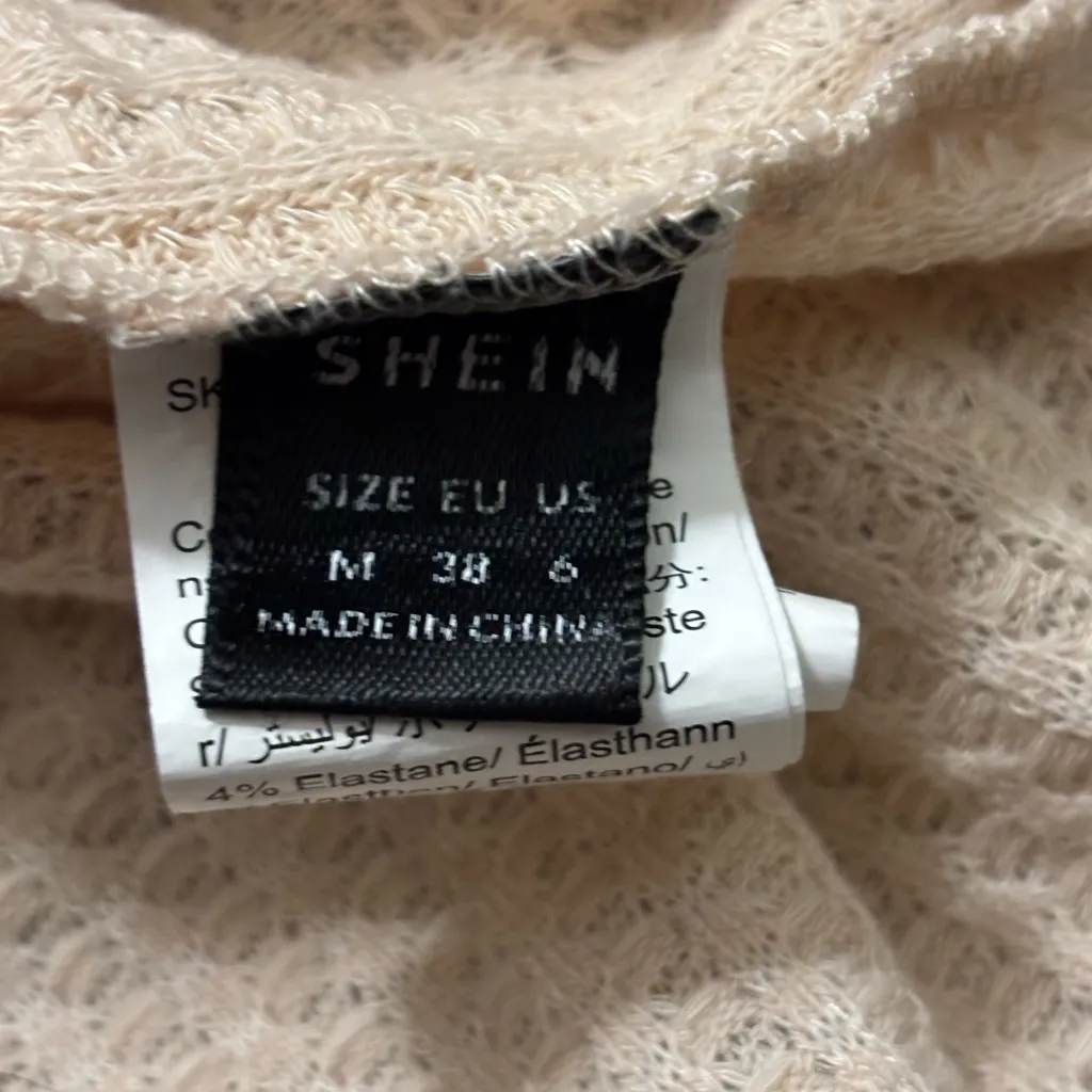 SHEIN Beige Waffle Knit Button-Front Tank Top with Brown Buttons Size M - Image 6