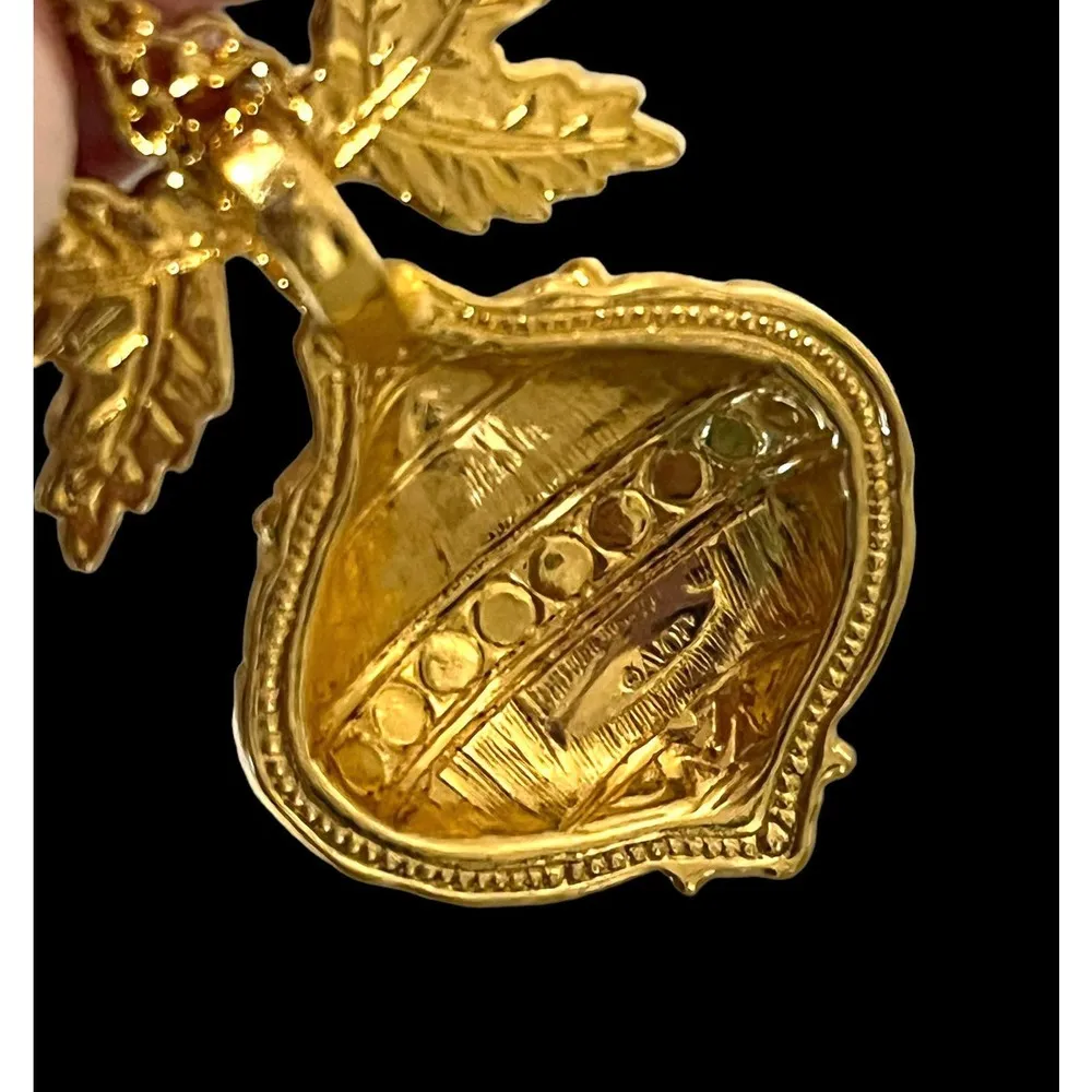 Vintage AVON 30” NOEL NECKLACE Red Enameled Gold + Faux Pearl Ornament Pendant - Image 6