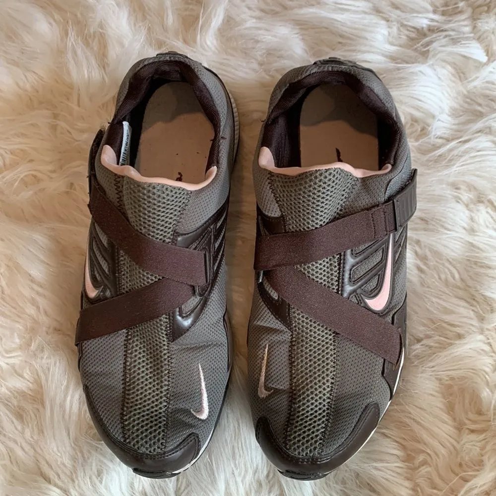 Nike Air Training Women's 313620-063 Brown Grey Hook & Loop Closure Size 8.5 - Image 2