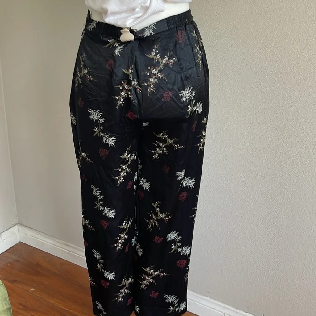 Notations Floral Black Women's Pants Size S - Image 6