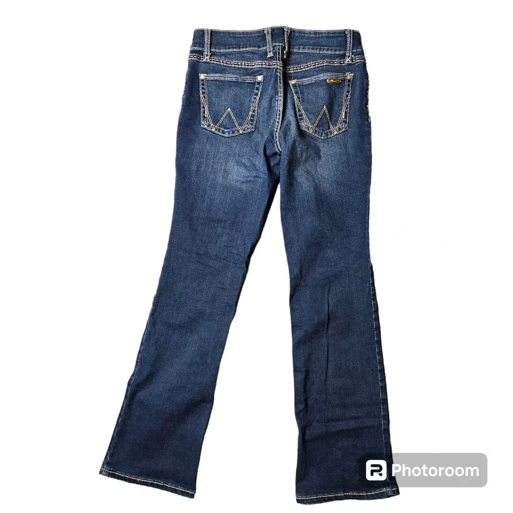 Wrangler Bootcut Distressed Jeans - Image 5