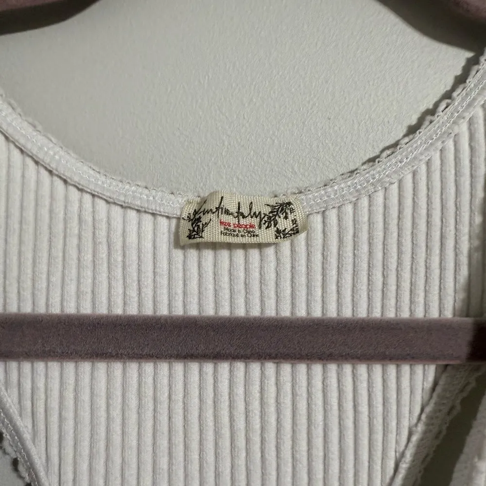 White Ribbed Tank Top - Image 3