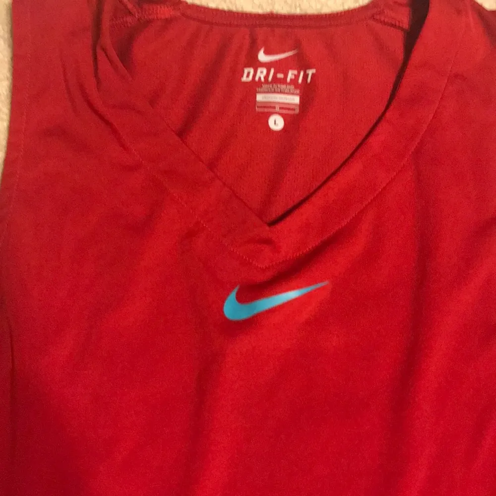 Women’s red Nike Dri fit tank top - Image 2