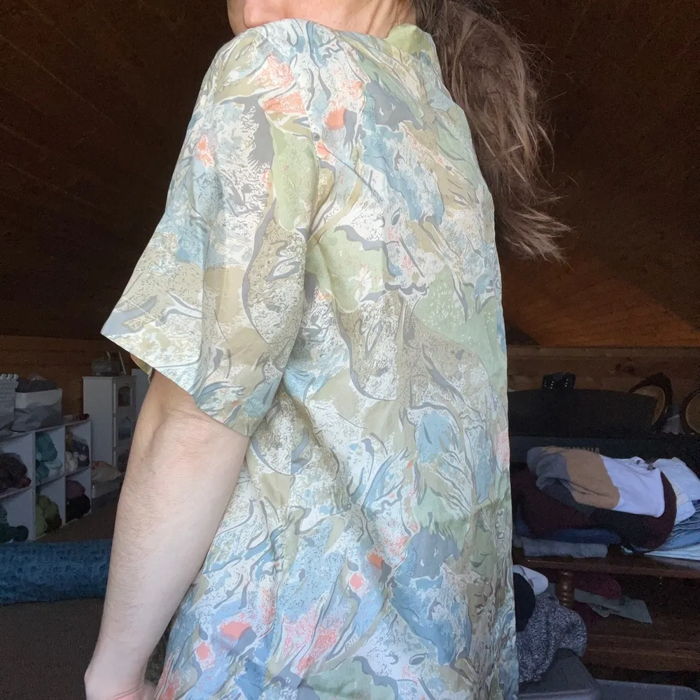 Vintage 100% silk abstract short sleeve top Green Size M - Image 8