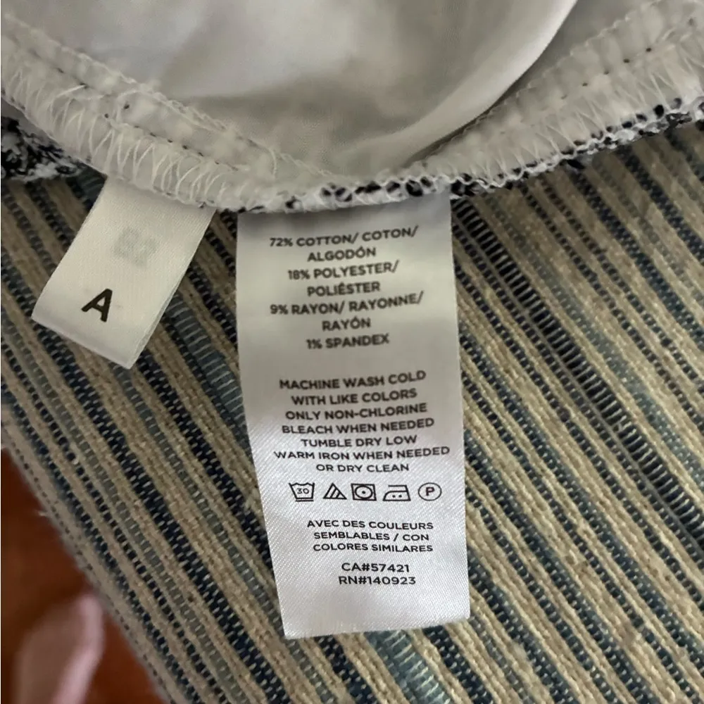 LOFT Plaid Women's Shorts 14 - Image 6