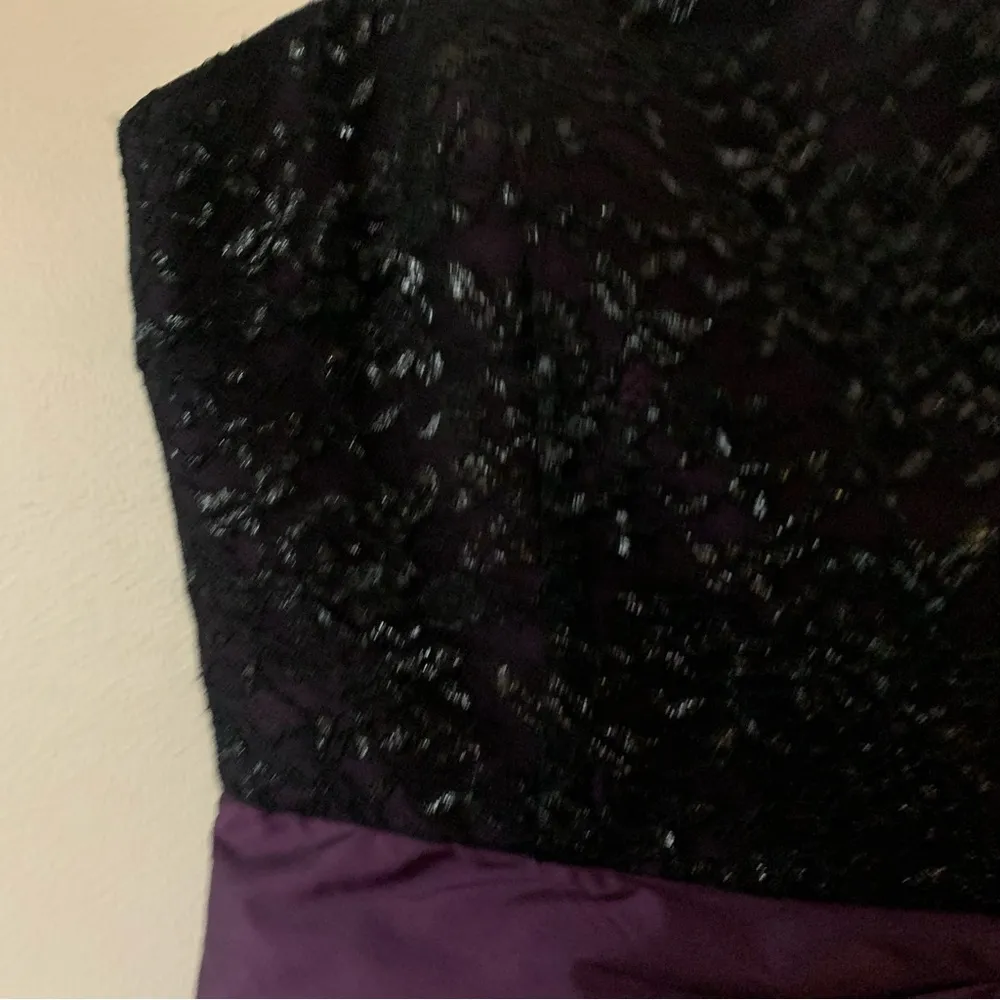 NWT  Black and Purple Metallic Lace Strapless Mini Cocktail Dress 8 - Image 3