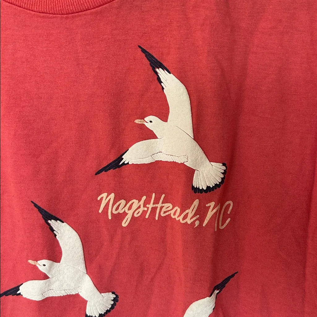 Vintage Nags Head, NC single stitch T shirt souvenir Pink Seagulls large - Image 3