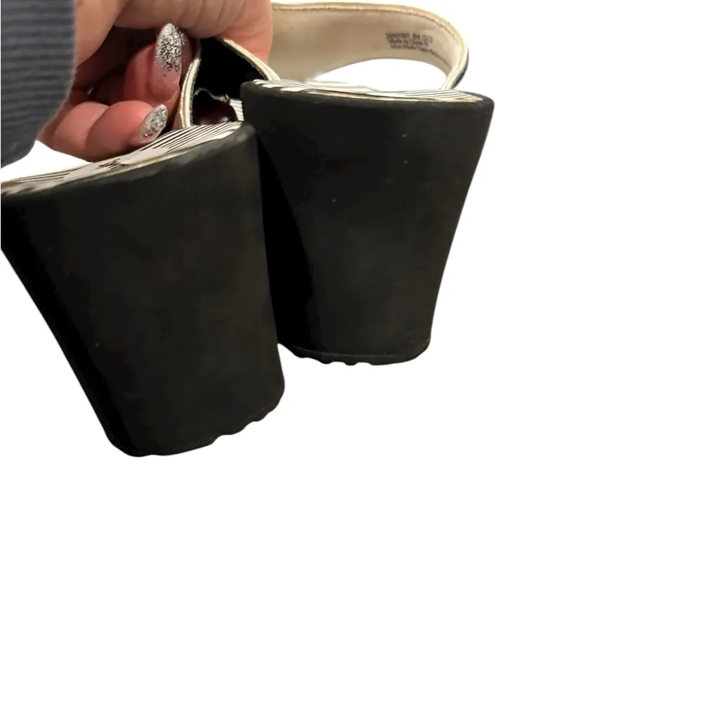 Clarks Black White Wedge Toe Post Thong Tassel Sandals Striped Footbed 8 - Image 6