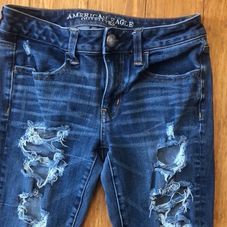 American Eagle Distressed 360 Stretch Skinny Jeans. NEVER WORN - Image 3