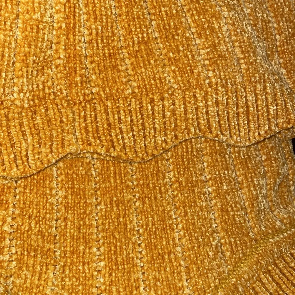 Ava & Vic Chenille Sweater Scallop Hem Golden Yellow Size X EUC - Image 5