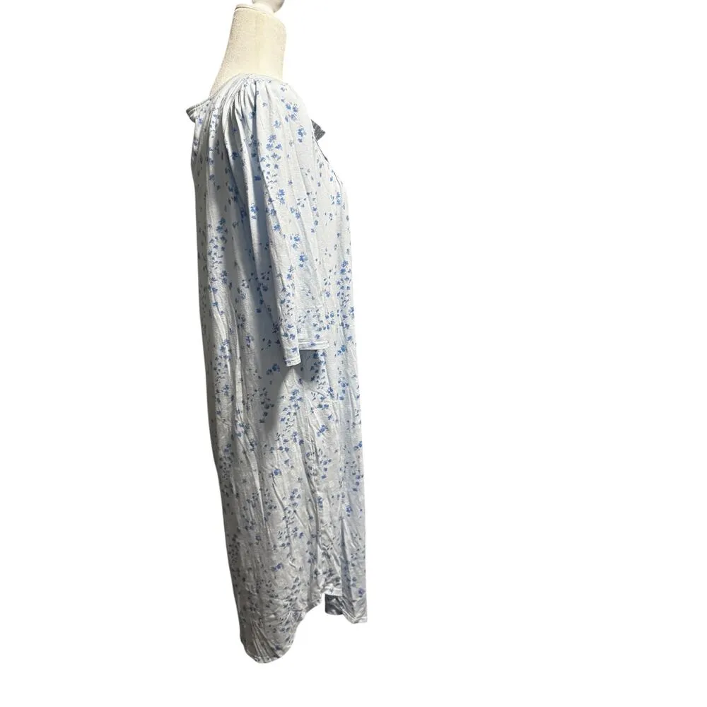 ARIA Granny Nightgown in Size Medium and Light Blue Flower Pattern - Image 4