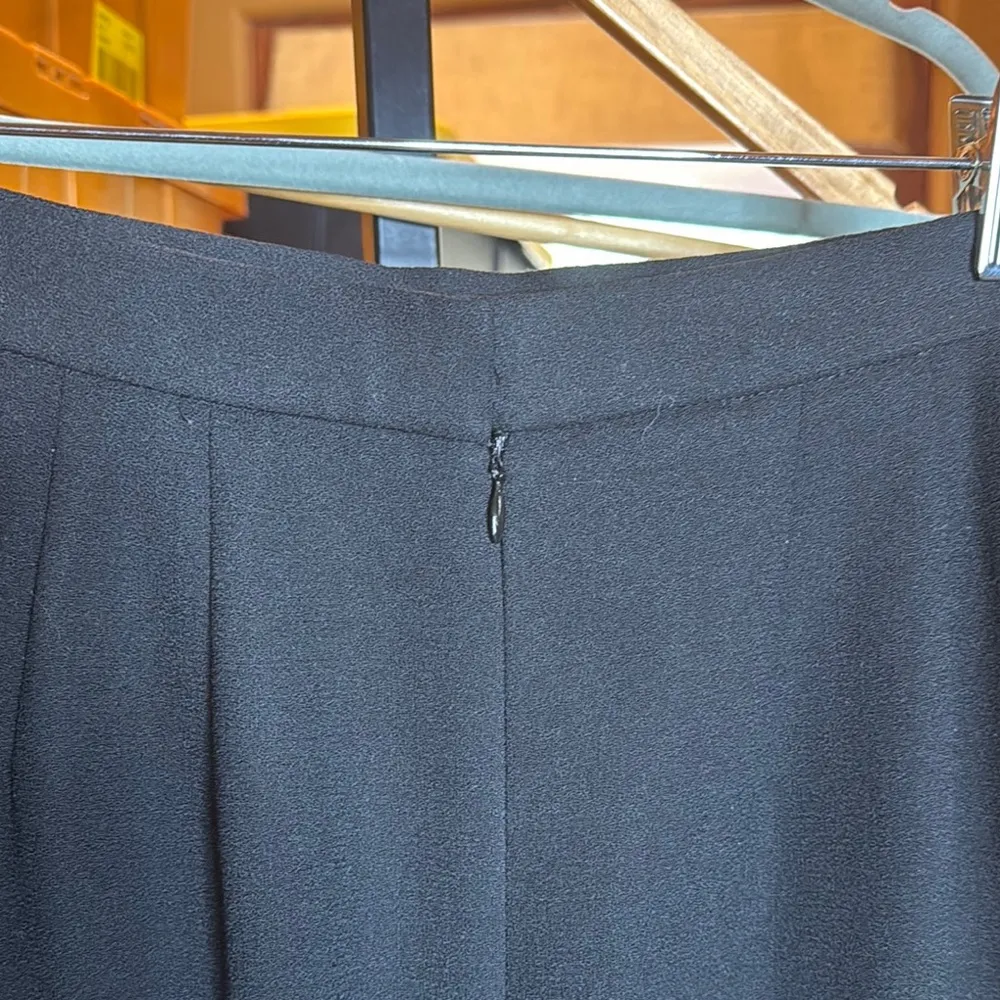 Vintage 70’s 80’s Union Made Elegant Black Women's Skirt Size 2 (6) - Image 4