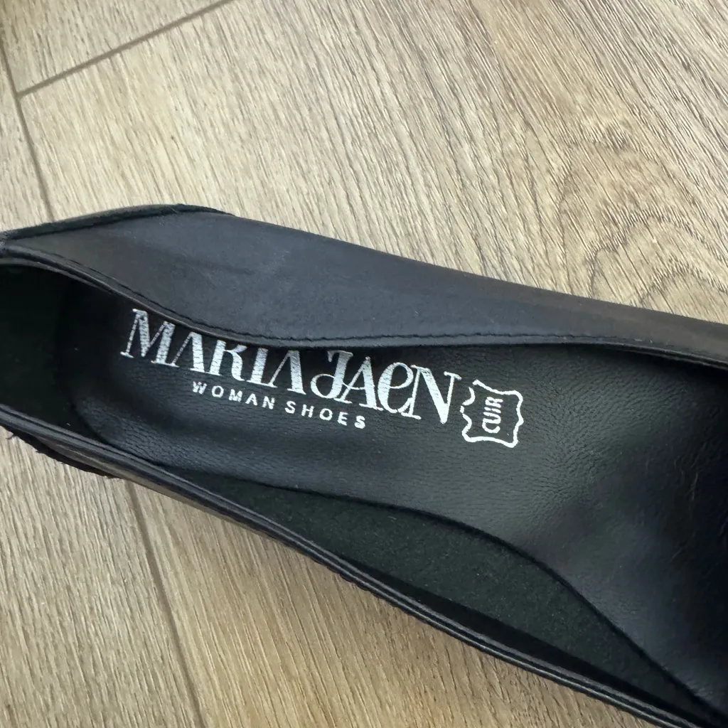 MARIAJAen Italian loafers, size 37. Purchased in Spain Black - Image 3