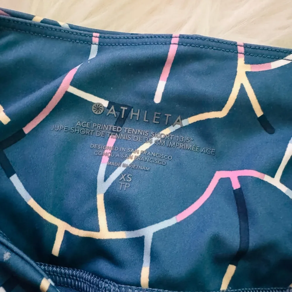 Athleta Pleated Mini Workout Skort Skirt - Image 4