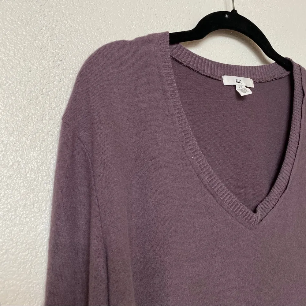 bp. V-Neck Pullover Brushed Sweater Purple Size XS - Image 3