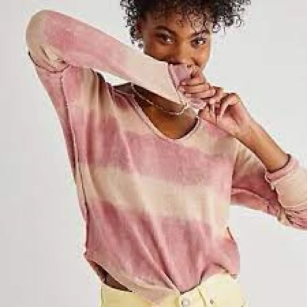 Free People Come and Get it Tie Dye Top in Clove Bark - SMALL - Image 6