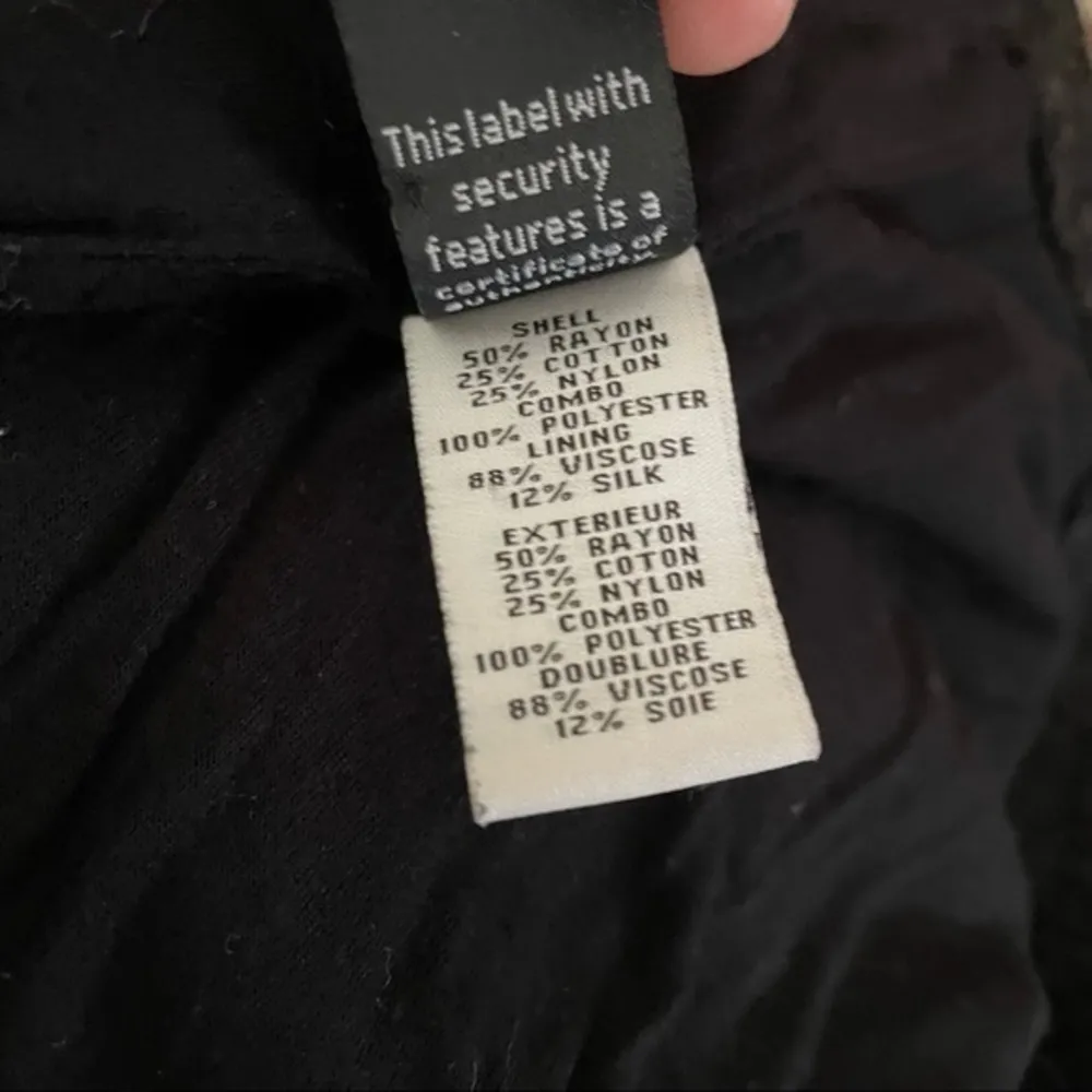 DVF Shorts Size 14 - Image 9