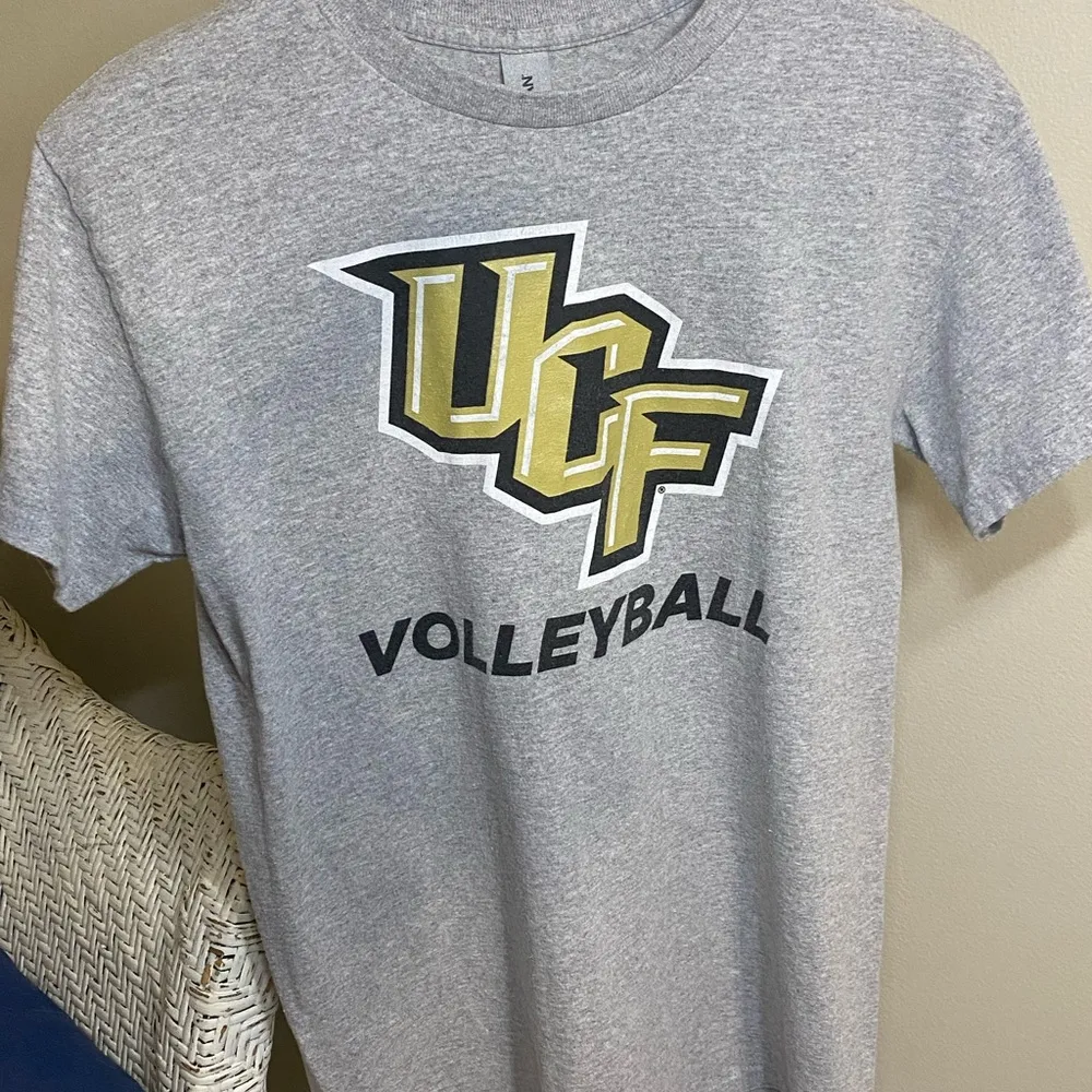 2 UCF Volleyball T-Shirts - Pink & Gray - Size Small - Gildan - Bundle Deal! - Image 2