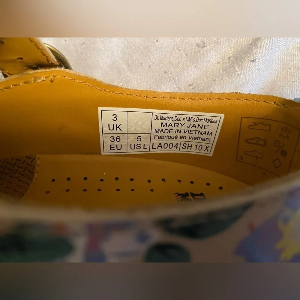 NWOT Dr. Martens 8065 Floral Mash Up Leather Mary Jane 'Parchment Beige Size 5 - Image 13