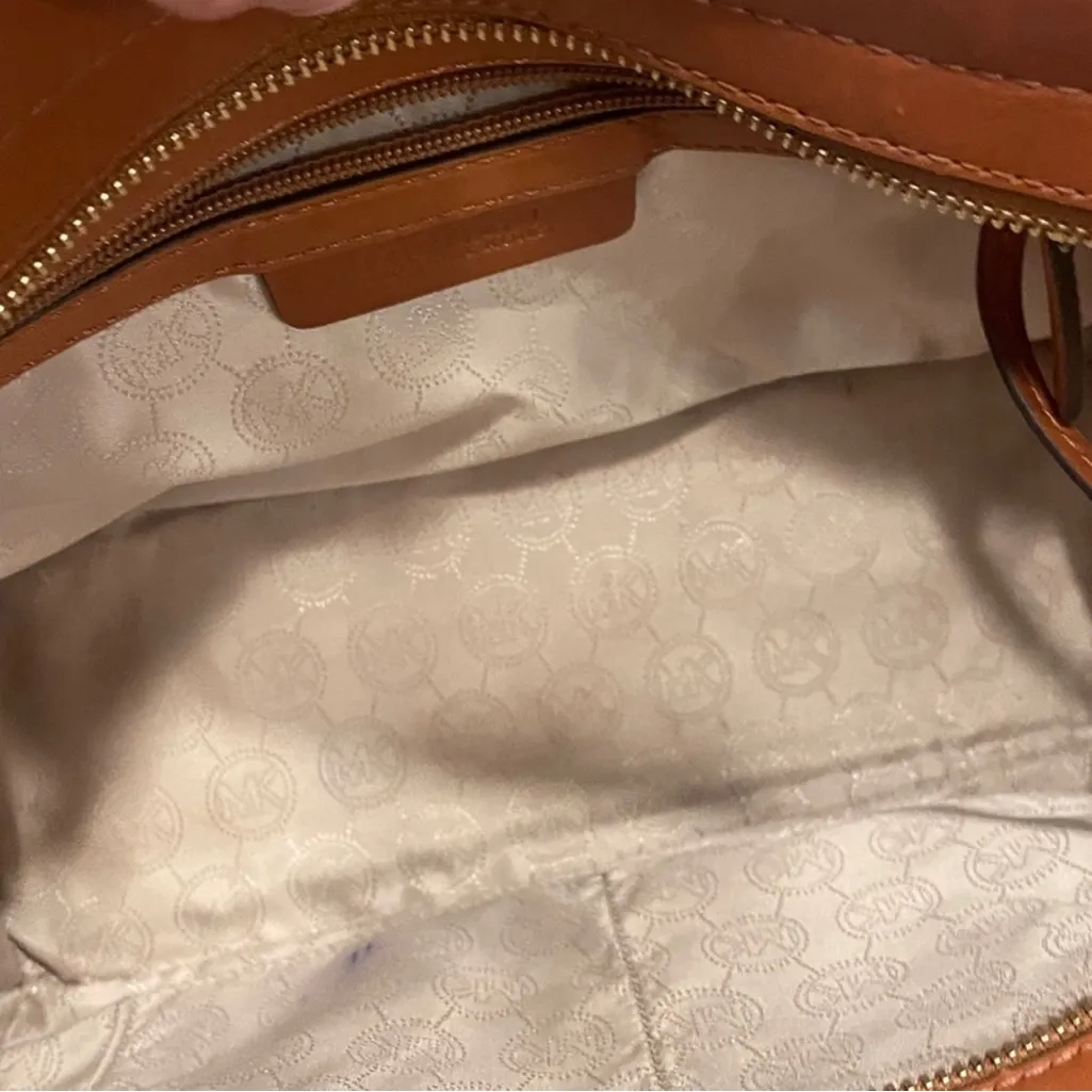 🌺TODAY ONLY🌺 Michael Kors Luggage  Selma Satchel with Shoulder/Crossbody Bag - Image 11