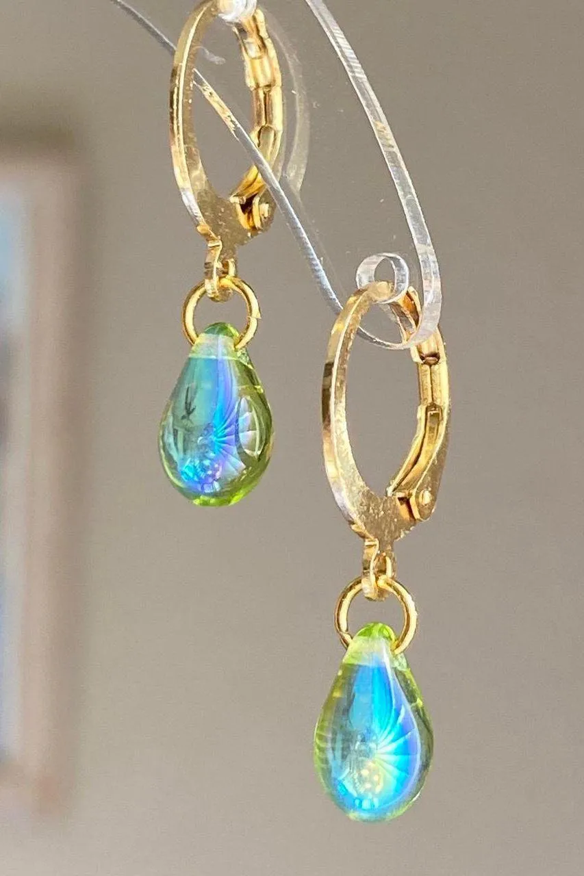 aurora olive green mini teardrop Czech glass simple minimalist earrings💚🫒💕 - Image 3