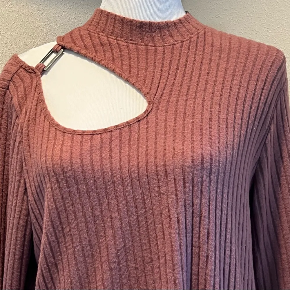 MAURICES cutout ribbed sweater size large long sleeves New with tags - Image 2