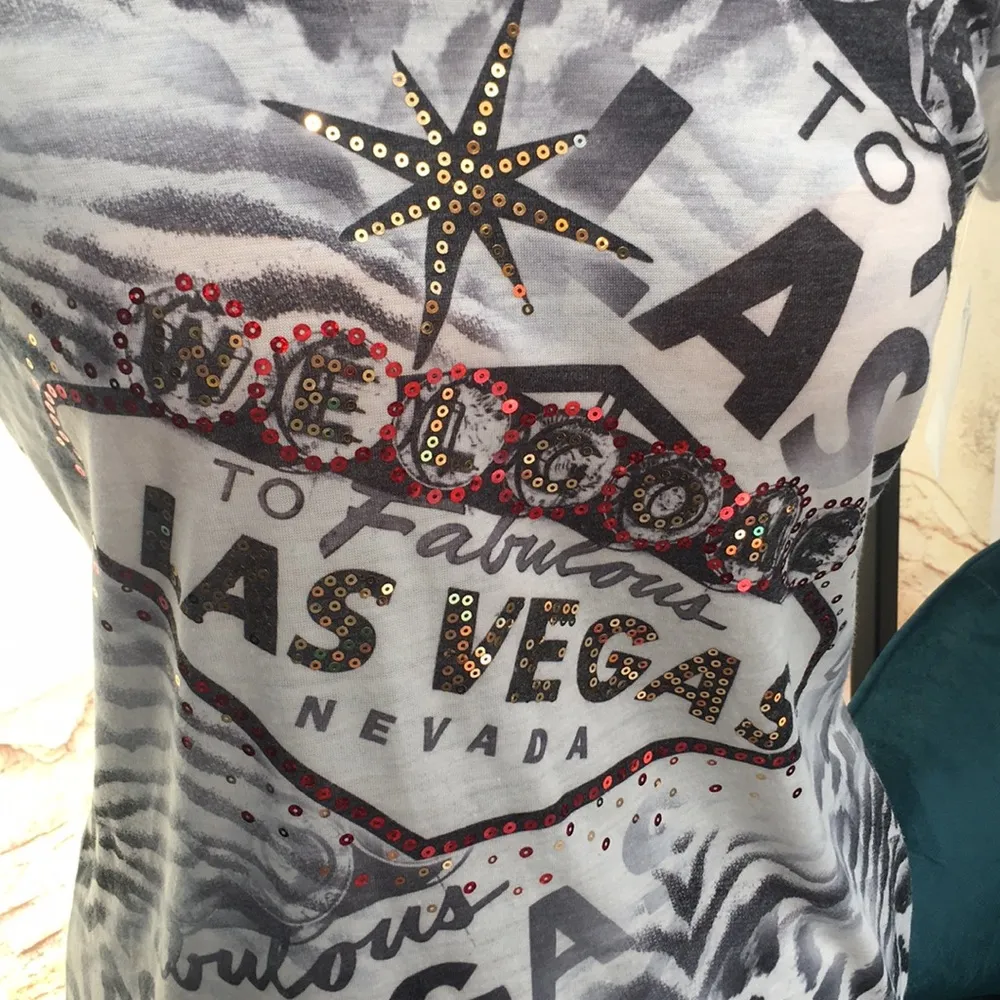 New Women’s Boutique Embellished Sights of Las Vegas V - Image 2