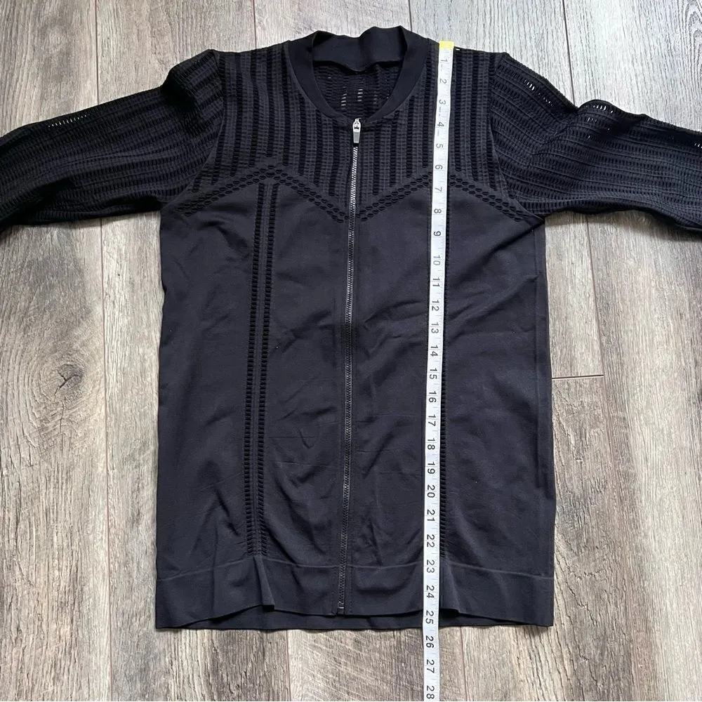 Fabletics Lila Black Seamless Fitted Full Zip Mesh Perforated Laser Cut Jacket - Image 8