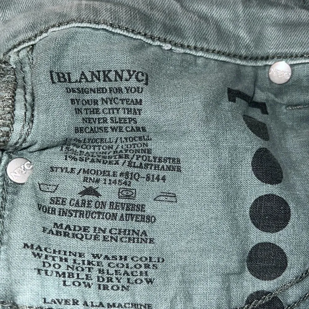 BLANK NYC Hiker Short light Green Denim Size 26 - Image 3