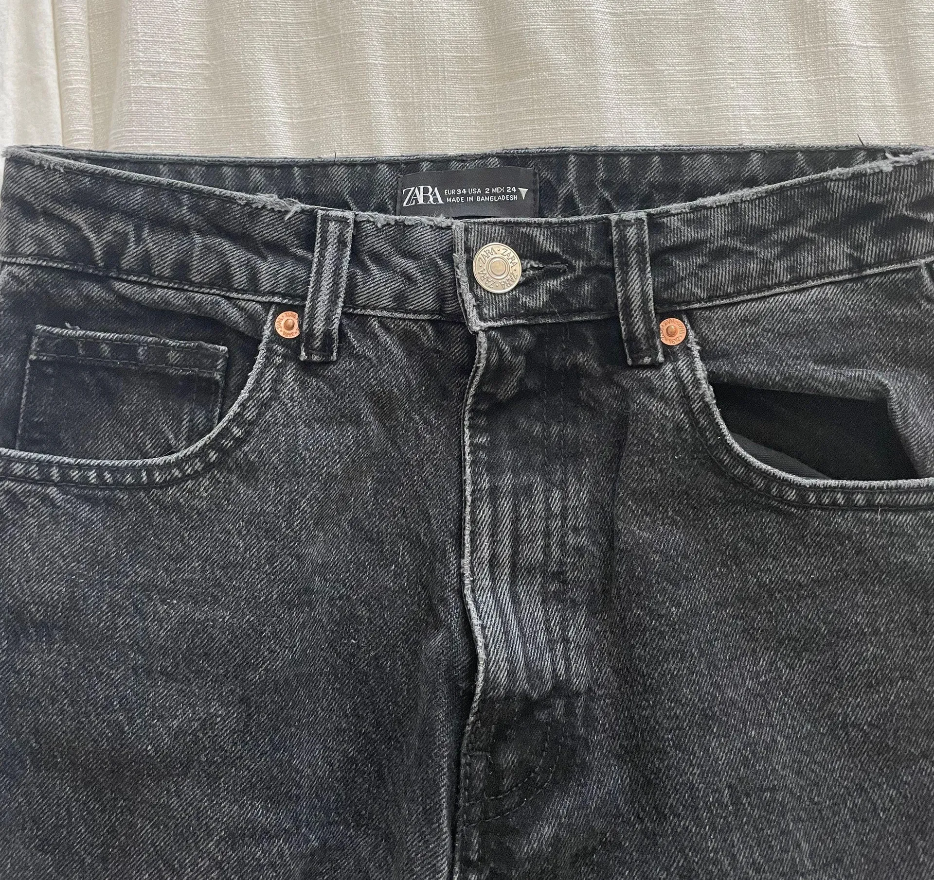 ZARA Mom Jeans - Image 4