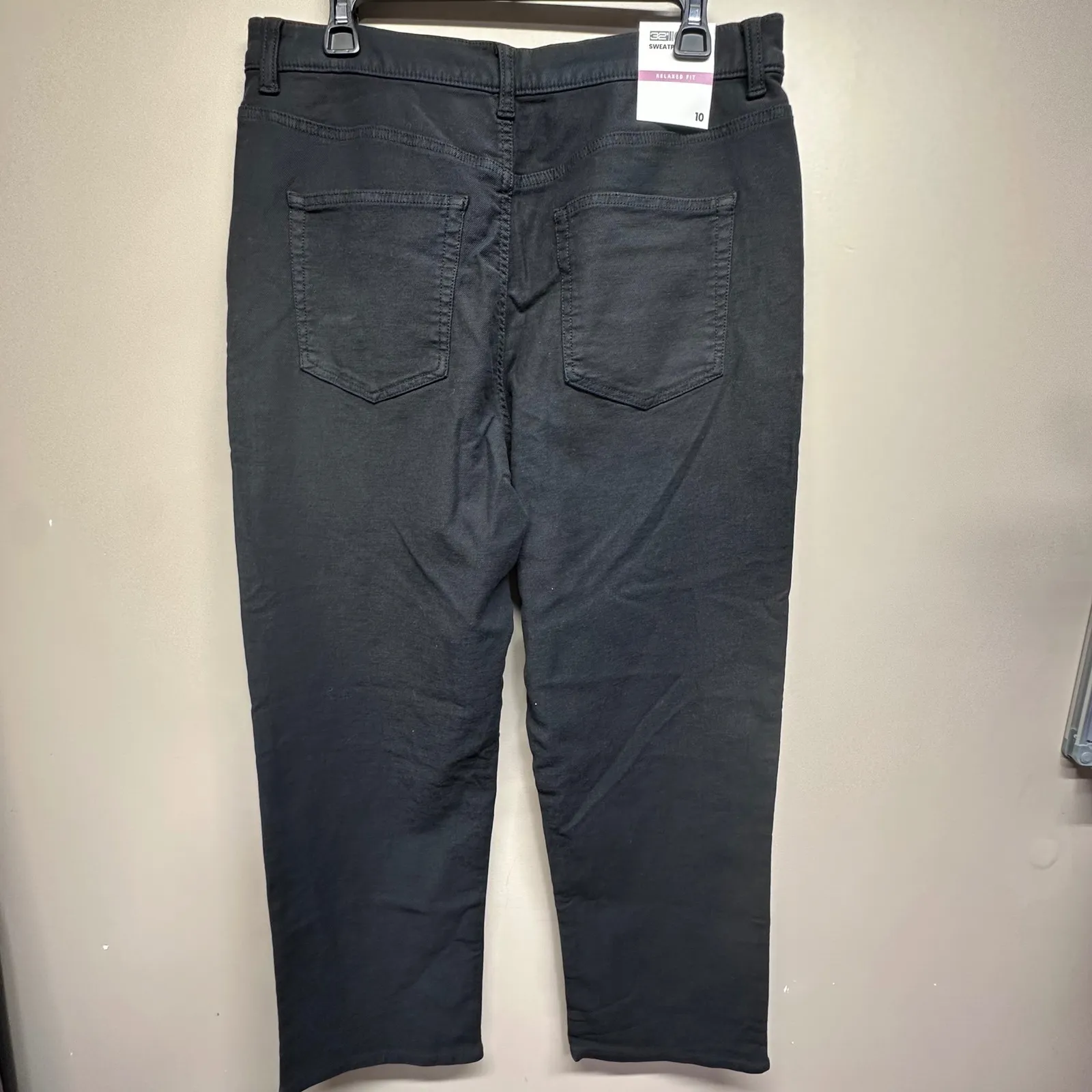 32 Degree Heat Cool Women Black Sweatpant Jeans Straight Leg Relaxed Fit Size 10 - Image 2