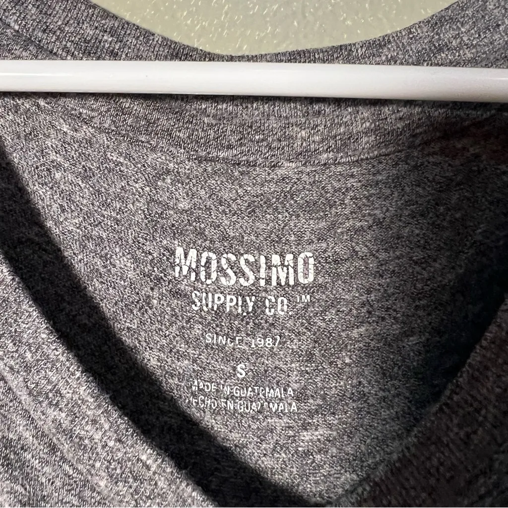 Mossimo Crewneck T - Image 7